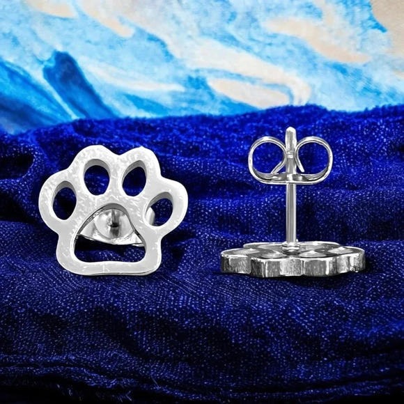 🆕️18K Gold Plated Paw Print Stud Earrings Stainless Steel Hypoallergenic 🐾 - Picture 7 of 12